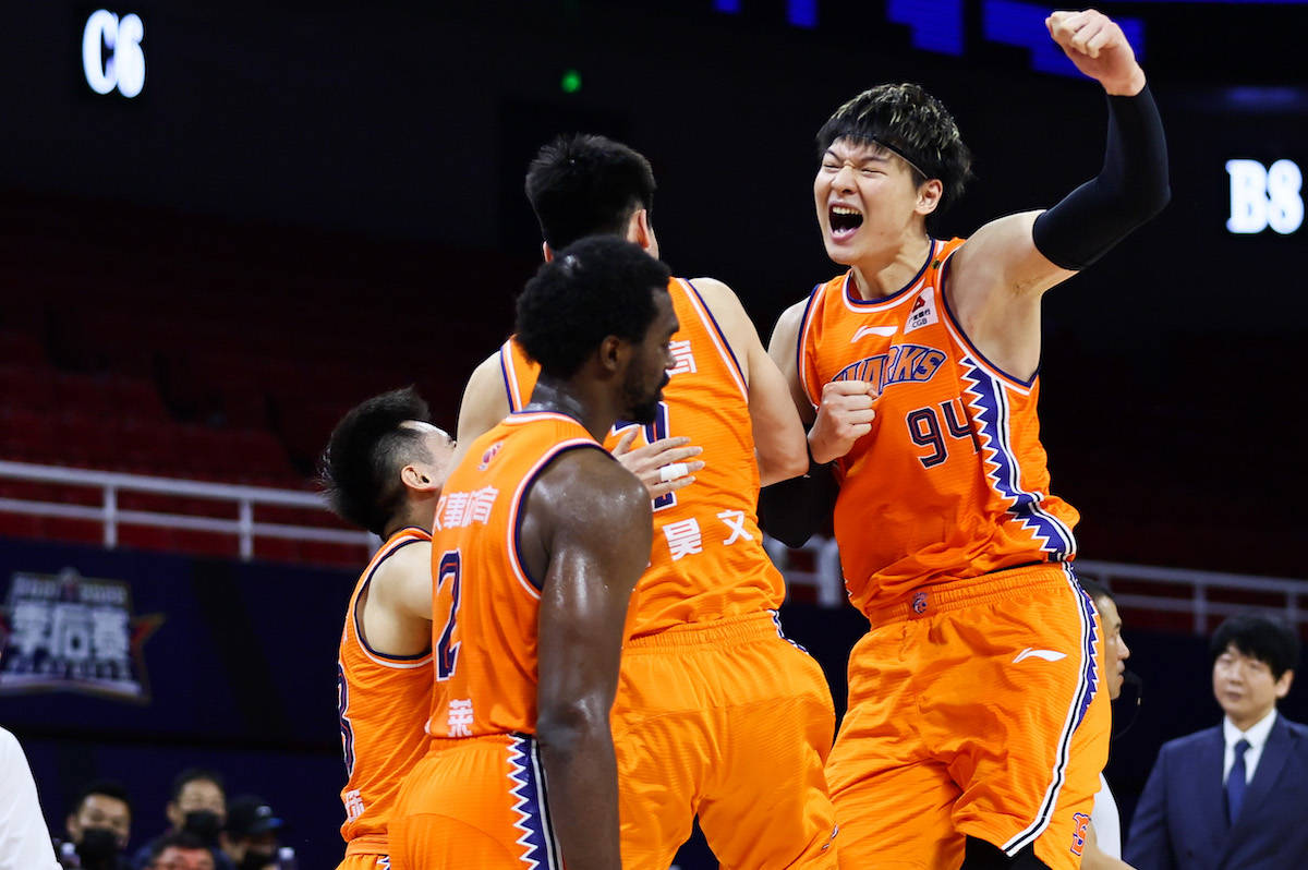 联赛比赛格局激烈,球队实力全面提升 联赛比赛格局激烈,球队实力全面提升