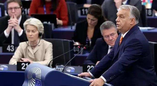 匈牙利队艰难晋级,为欧锦赛增添变数 匈牙利队艰难晋级,为欧锦赛增添变数