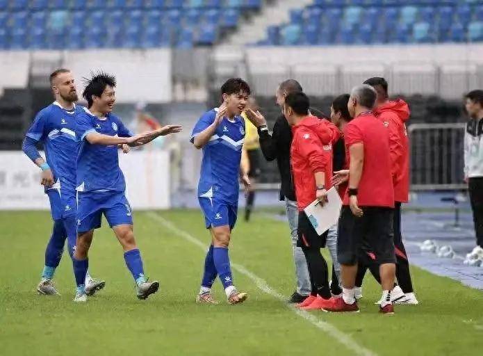 爱体育-苏士特主场大胜贝尔切,领跑次席