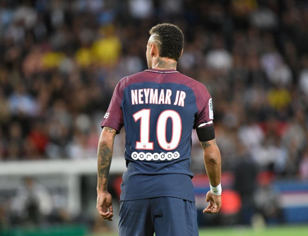 莱沃库森惨遭淘汰,欧冠梦碎 莱沃库森惨遭淘汰,欧冠梦碎