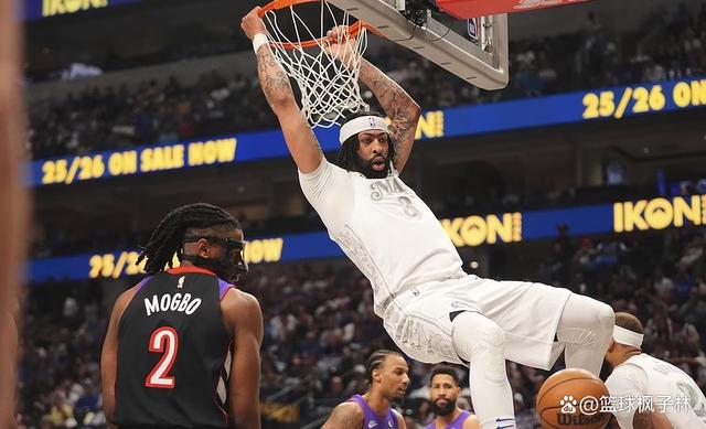 猛龙队在季后赛中展现出强大的实力 猛龙队在季后赛中展现出强大的实力