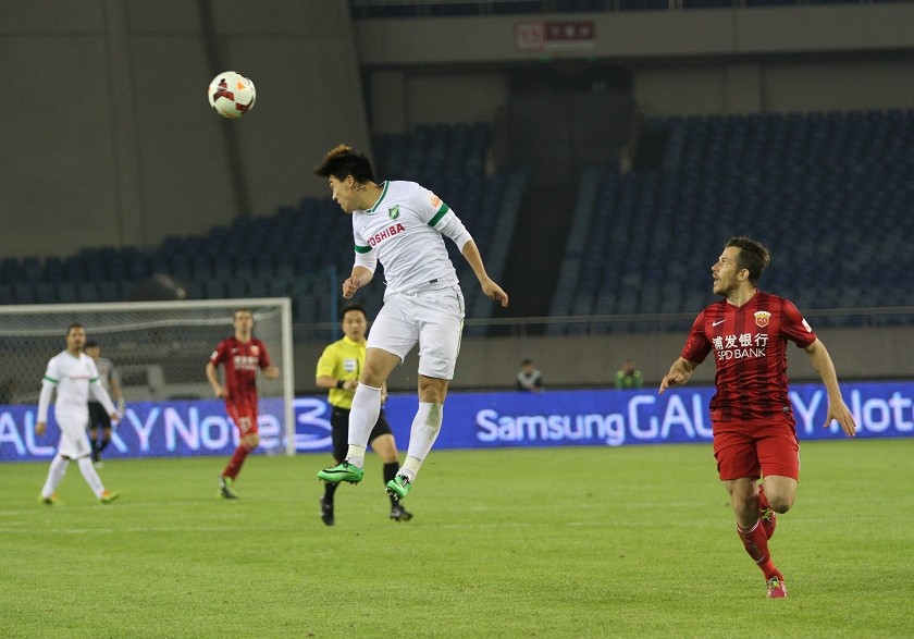 上港客场大胜绿城,继续领跑积分榜 上港客场大胜绿城,继续领跑积分榜