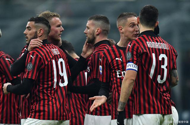 AC米兰主场豪取大胜,领先优势扩大 AC米兰主场豪取大胜,领先优势扩大