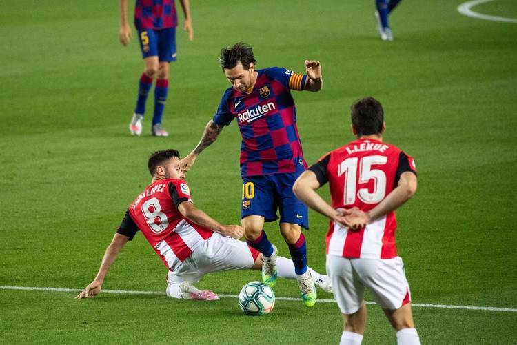 爱体育官方网站-巴塞罗那坚守榜首,不败永远展现统治力