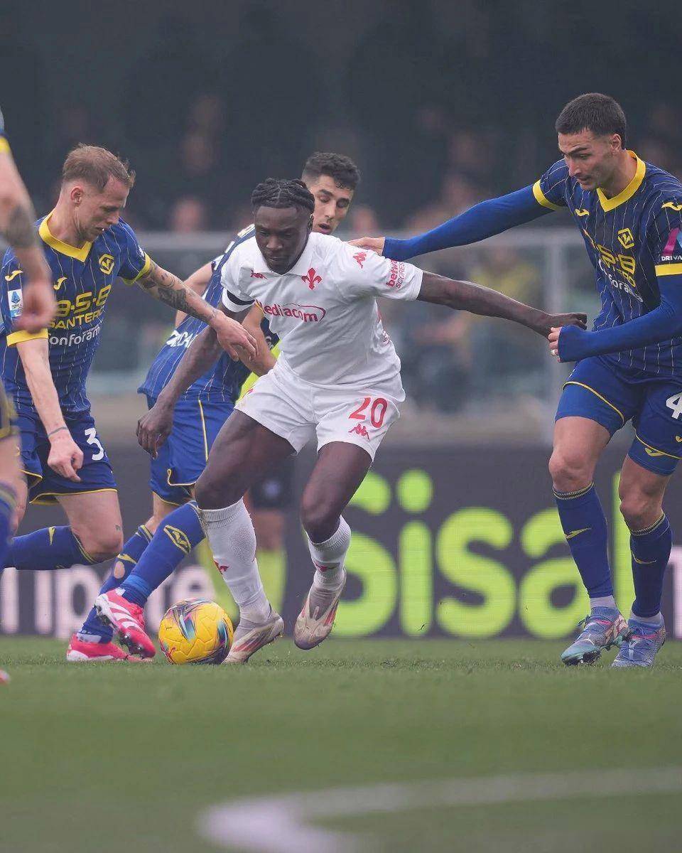 那不勒斯连续5轮不胜,陷入低迷 那不勒斯连续5轮不胜,陷入低迷