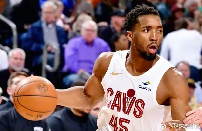 爵士客场大胜活塞,米切尔表现优异 爵士客场大胜活塞,米切尔表现优异