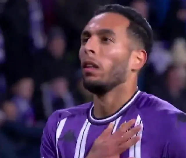 爱体育官方网站-瓦伦西亚遭遇失利,积分榜下滑