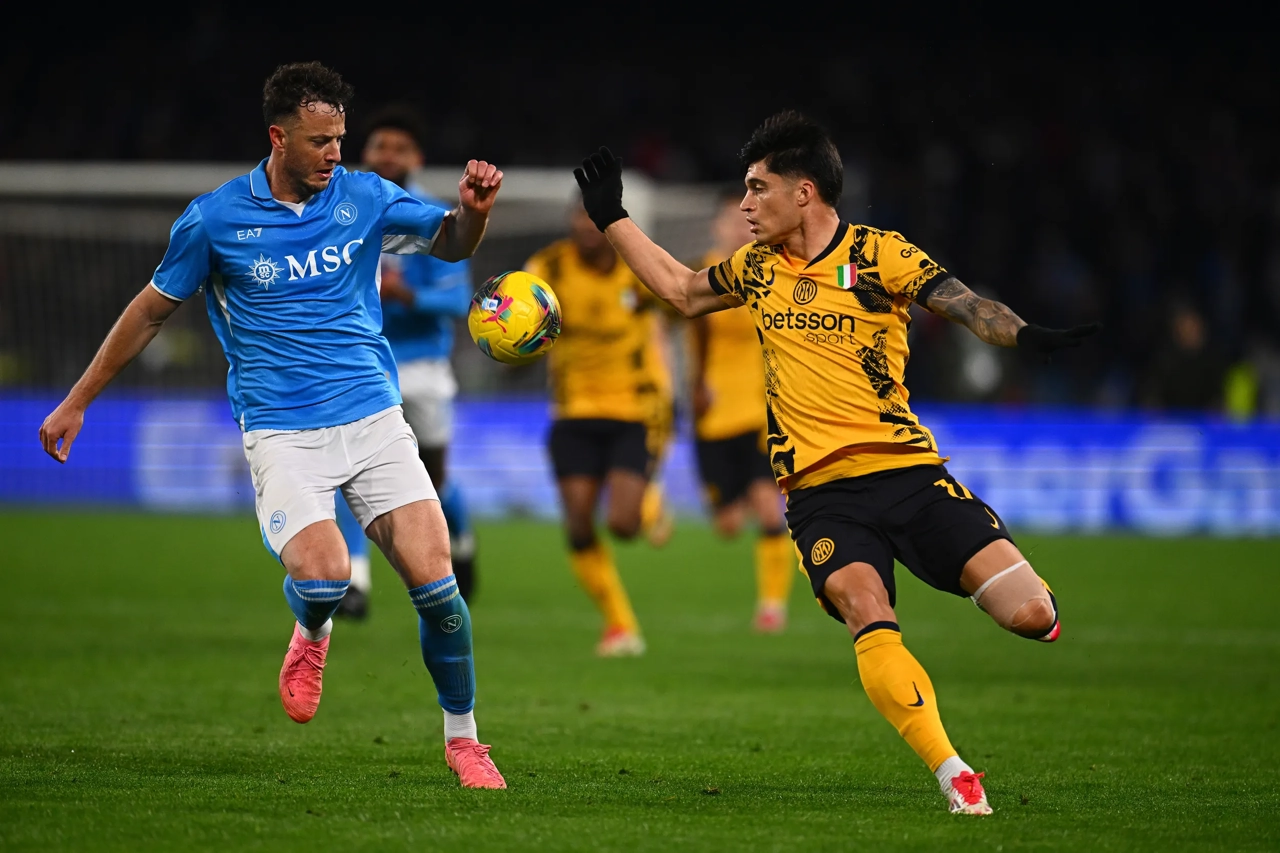 爱体育官网-那不勒斯主场取得宝贵三分,扩大领先优势