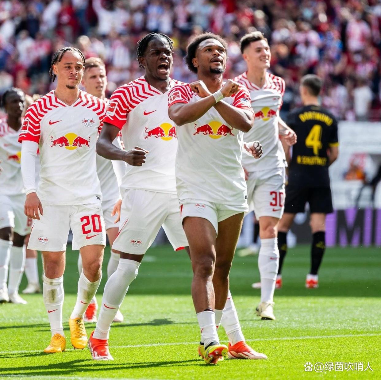 爱体育-火爆对决!多特蒙德逼平莱比锡红牛,双方颗粒无收