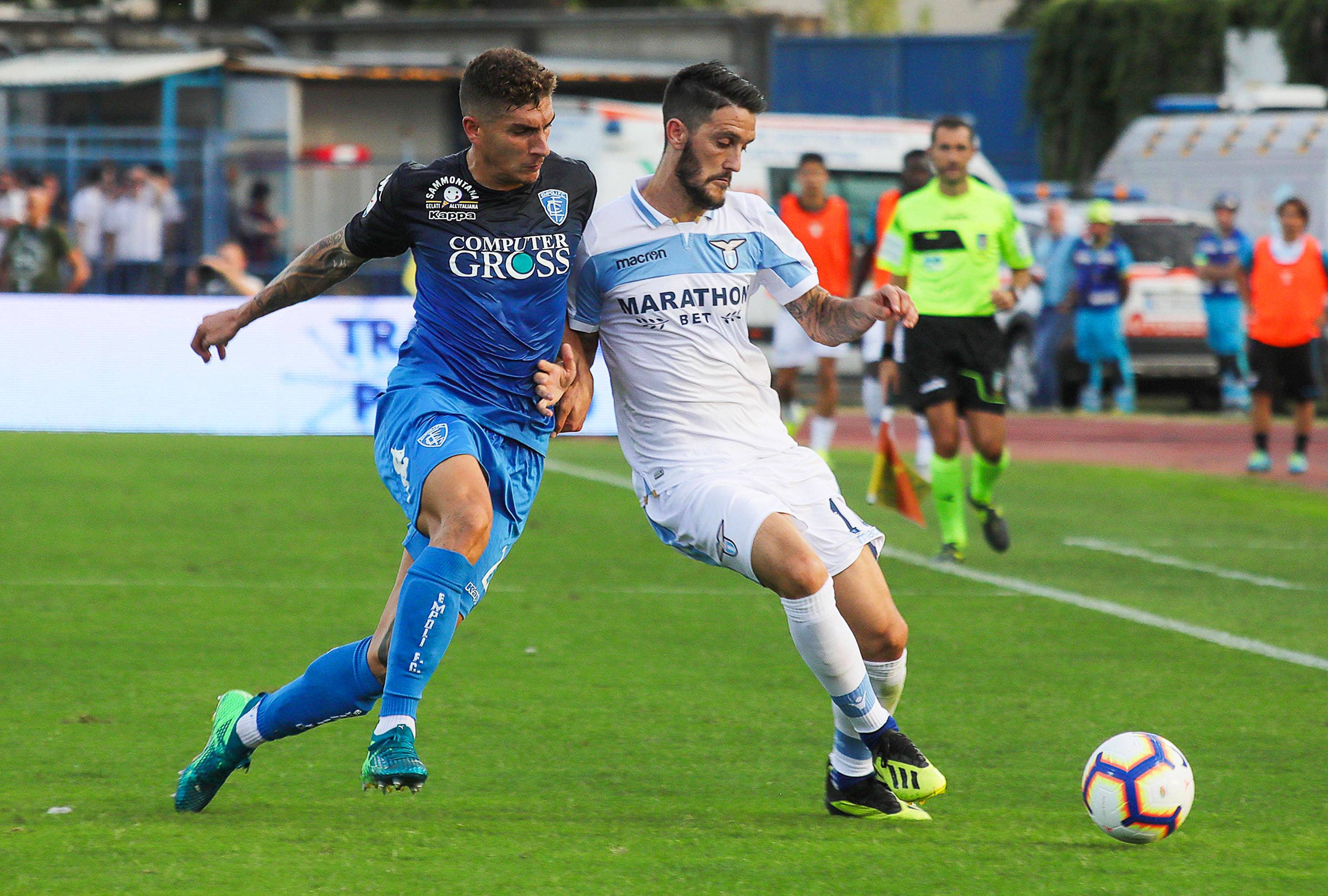 爱体育官网-拉齐奥球员合集赛前讨论战术，备战强敌