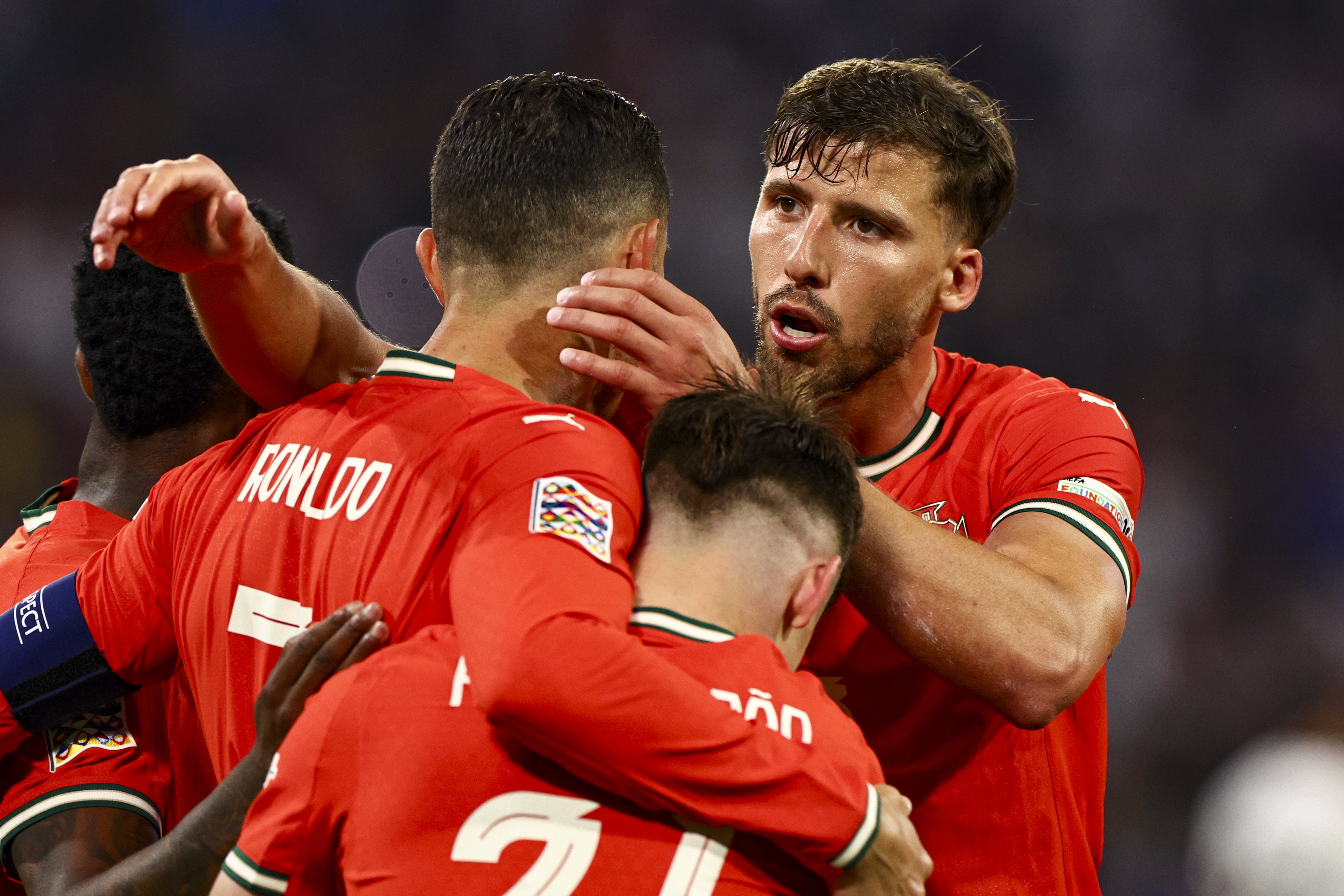 欧国联赛球队士气高昂,备战下一场比赛 欧国联赛球队士气高昂,备战下一场比赛