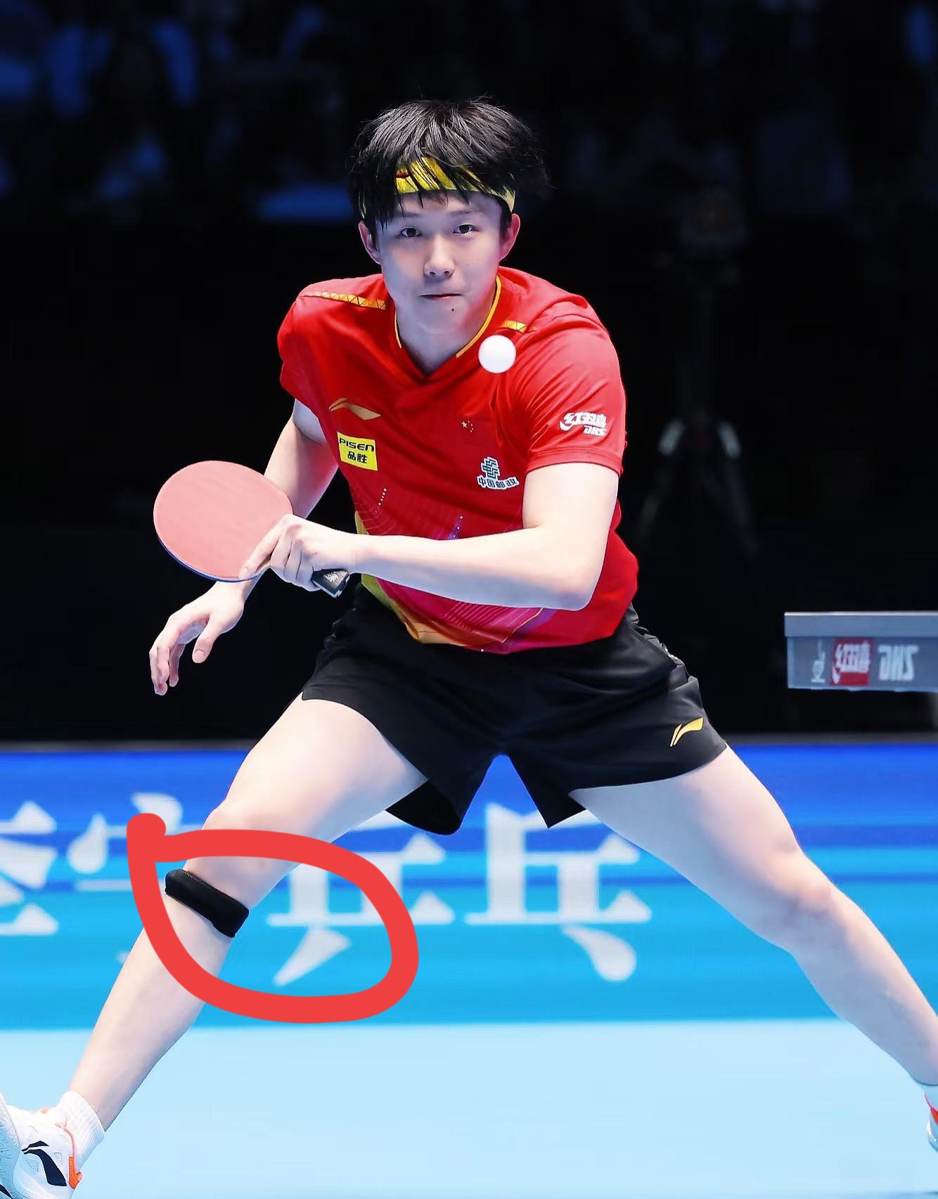 爱体育-激烈角逐赛中涌现新星，成为焦点人物