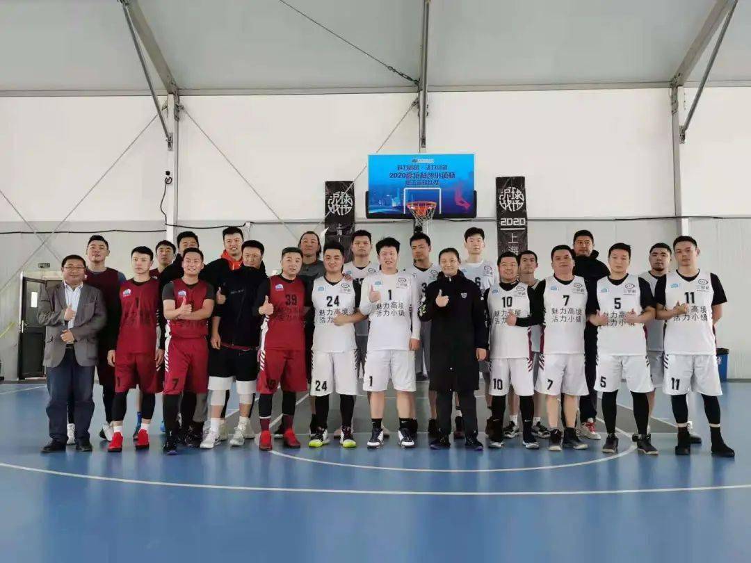 激烈角逐赛中涌现新星，成为焦点人物