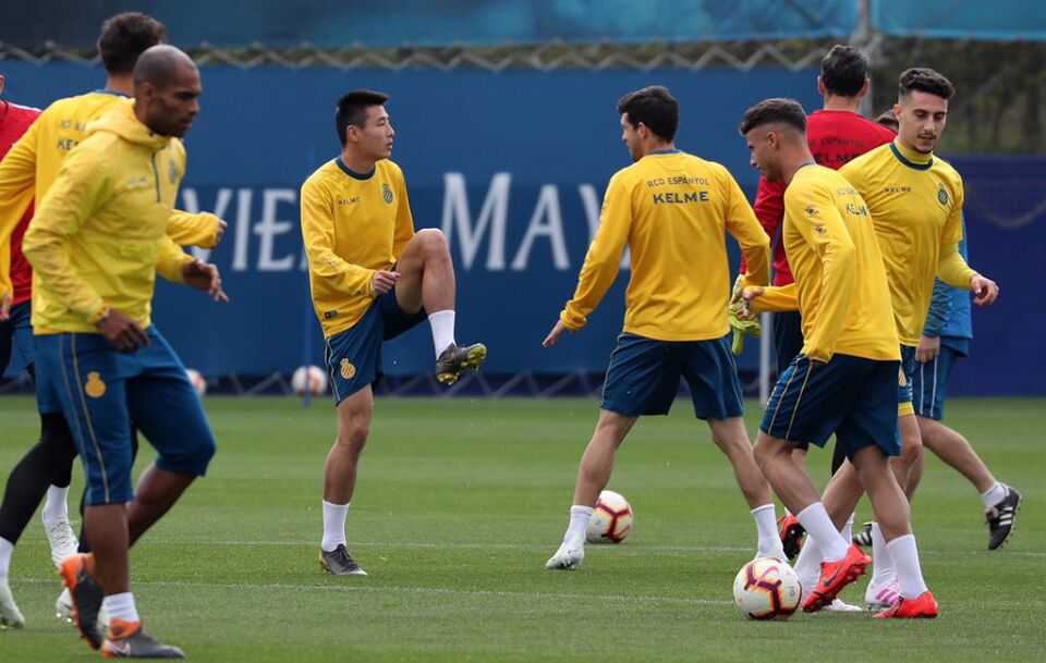 赫罗纳主场平局，斯图亚尼连场进球！