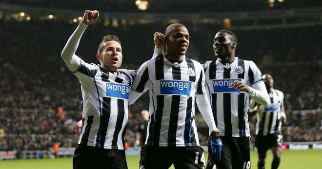 爱体育官方网站-西汉姆联力保不败，安东尼奥建功领衔！