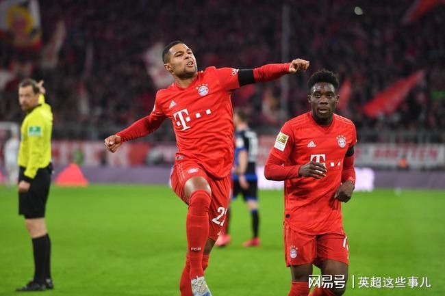 黄石森林客场逆袭，全面领跑联赛积分榜